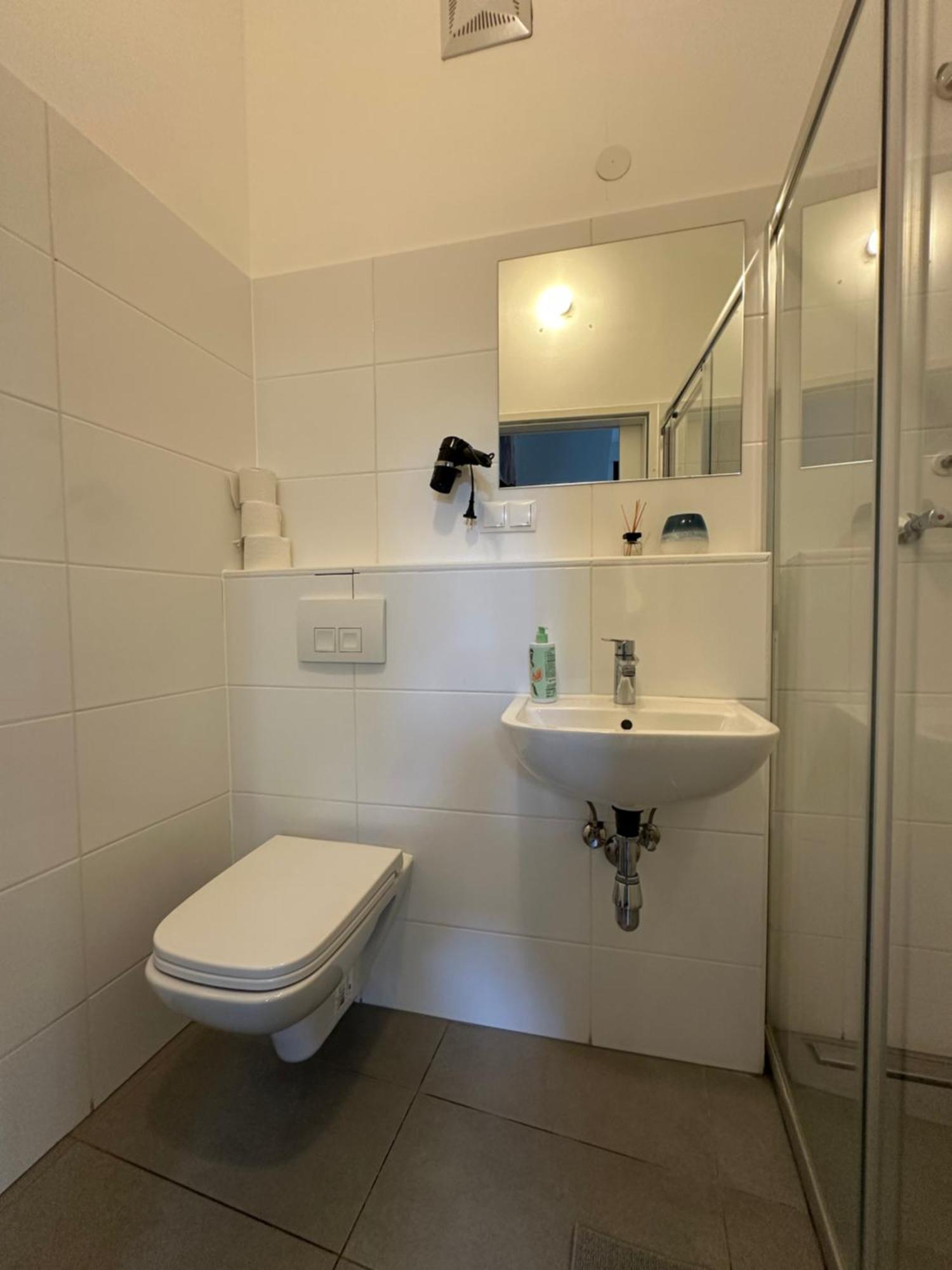 Housingplus Vienne Extérieur photo
